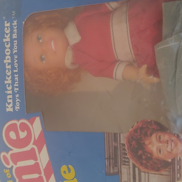 Vintage Annie & Daddy Warbucks Dolls Kickerbocker Toys - Picture 8 of 9